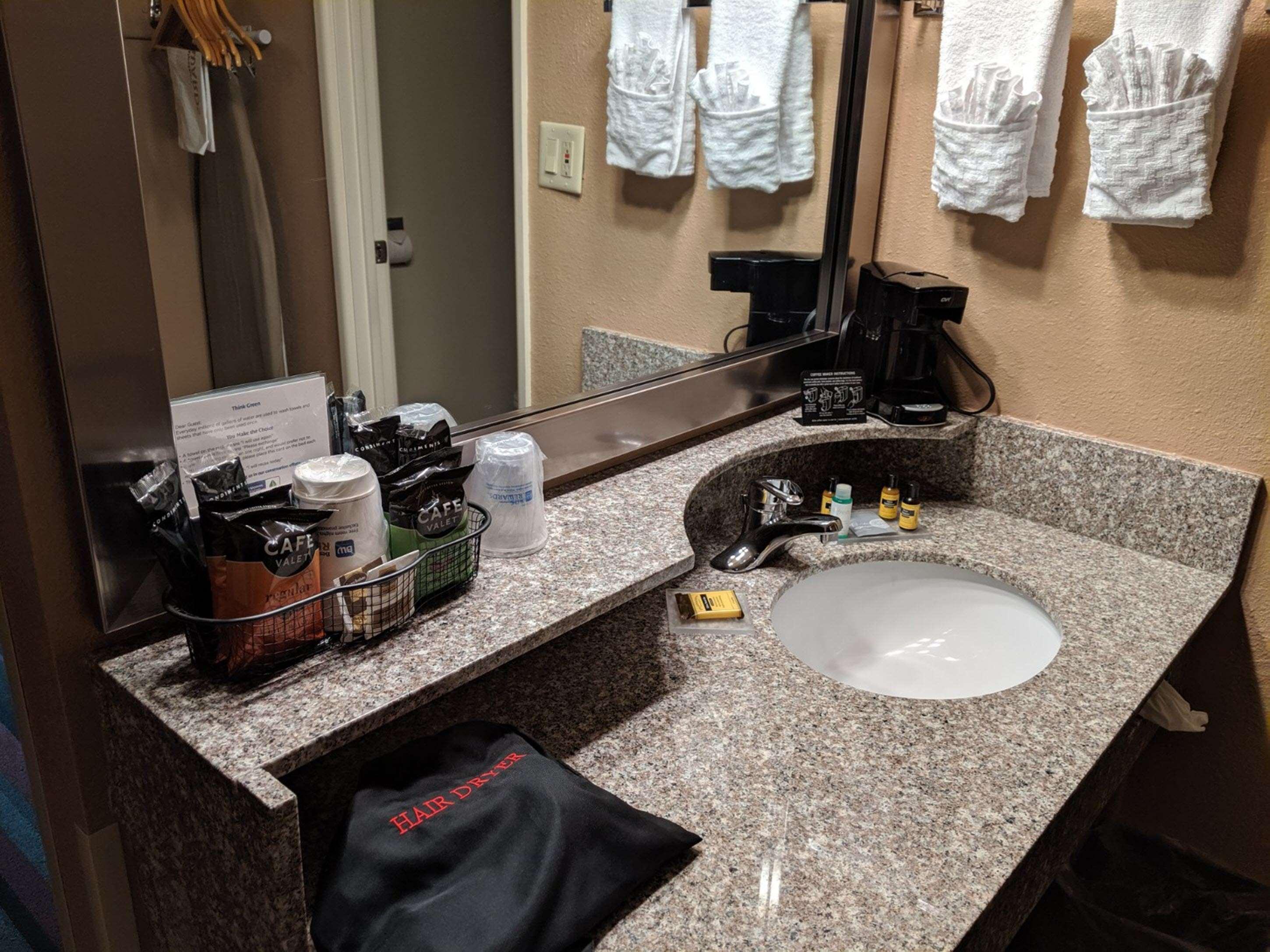Best Western Plus Butte Plaza Inn Εξωτερικό φωτογραφία
