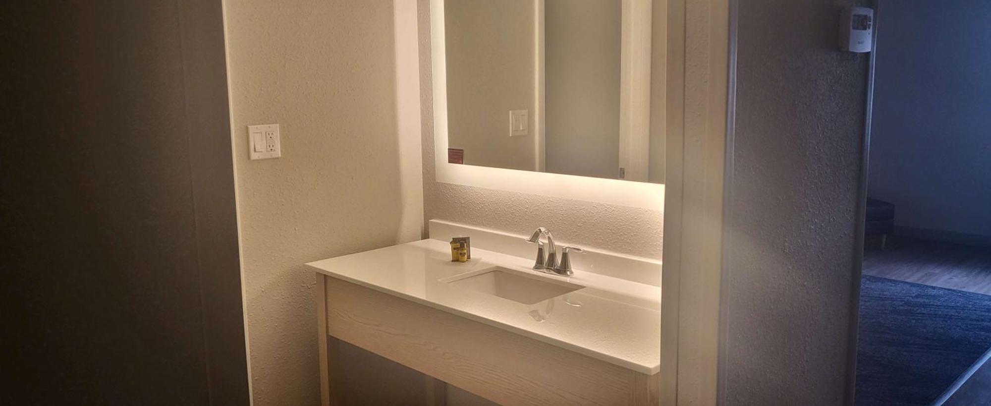 Best Western Plus Butte Plaza Inn Εξωτερικό φωτογραφία