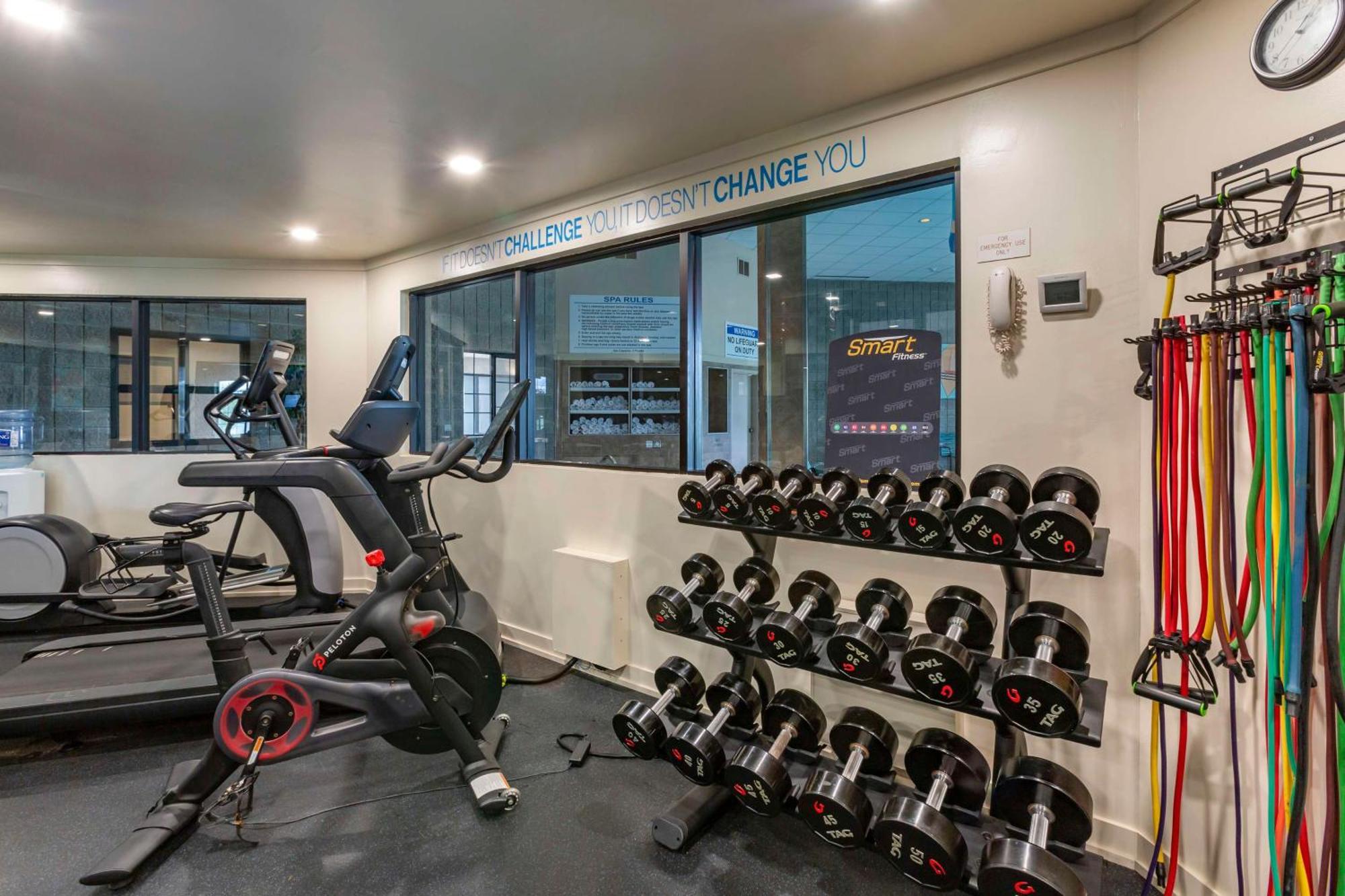 Best Western Plus Butte Plaza Inn Εξωτερικό φωτογραφία