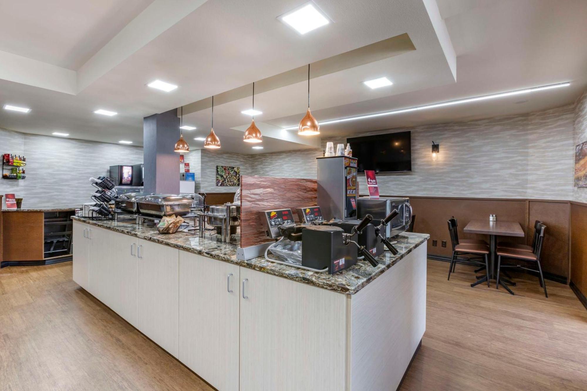 Best Western Plus Butte Plaza Inn Εξωτερικό φωτογραφία