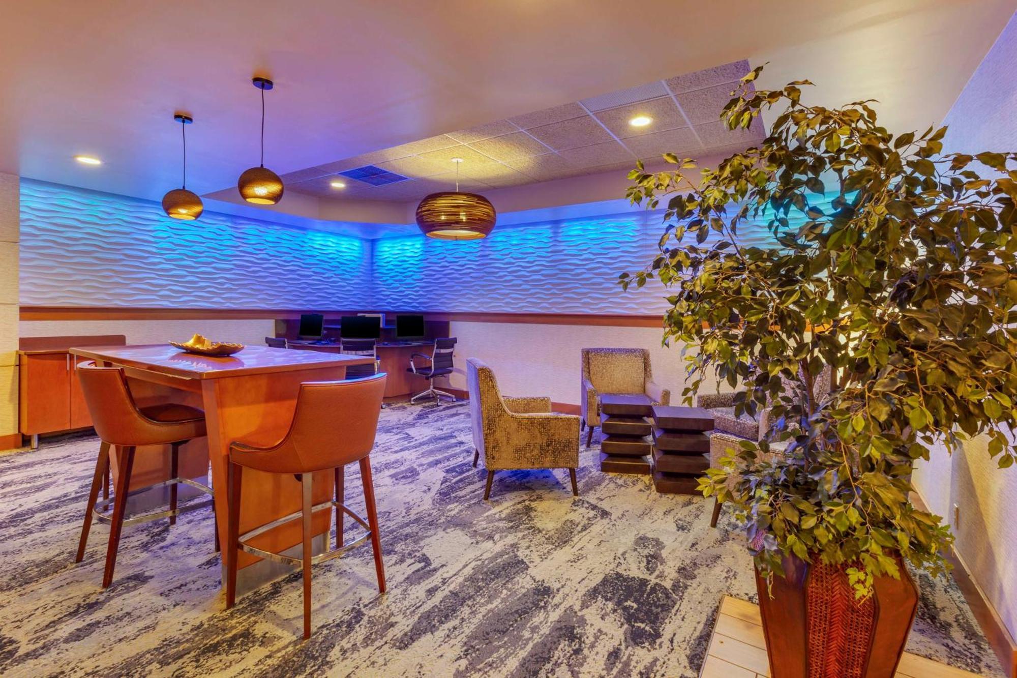 Best Western Plus Butte Plaza Inn Εξωτερικό φωτογραφία