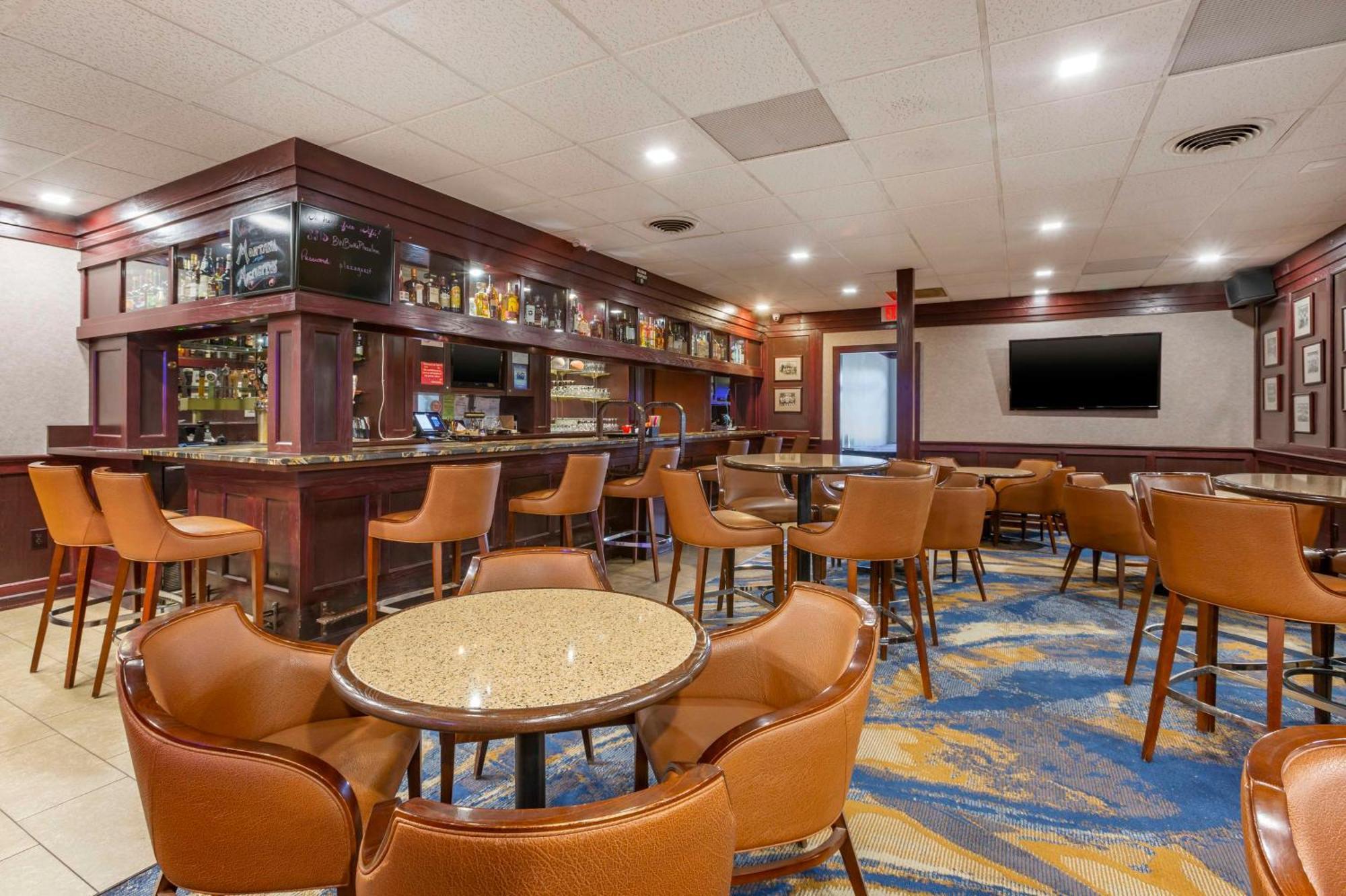 Best Western Plus Butte Plaza Inn Εξωτερικό φωτογραφία