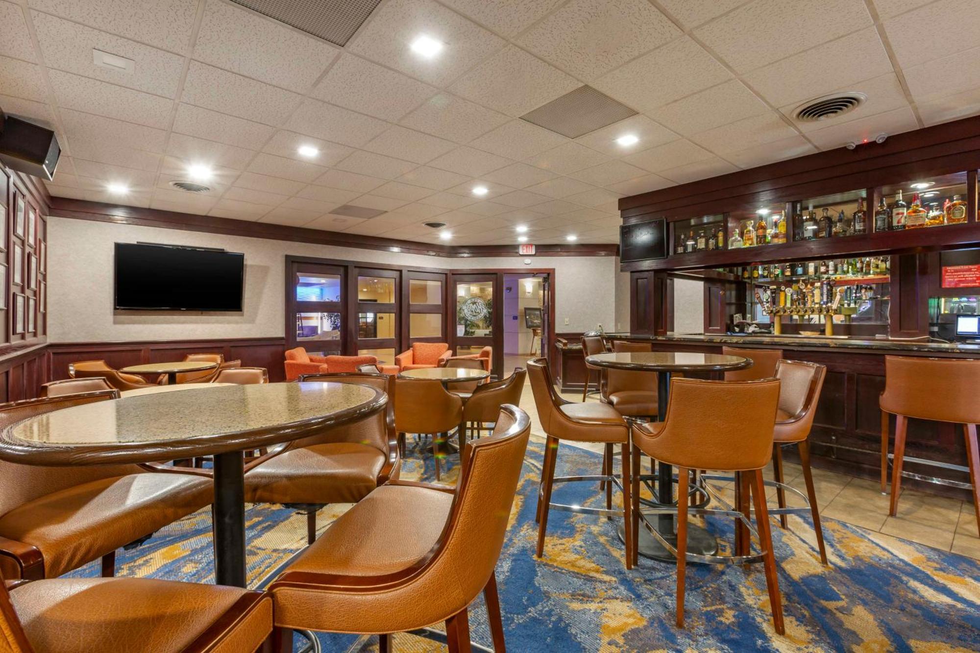 Best Western Plus Butte Plaza Inn Εξωτερικό φωτογραφία