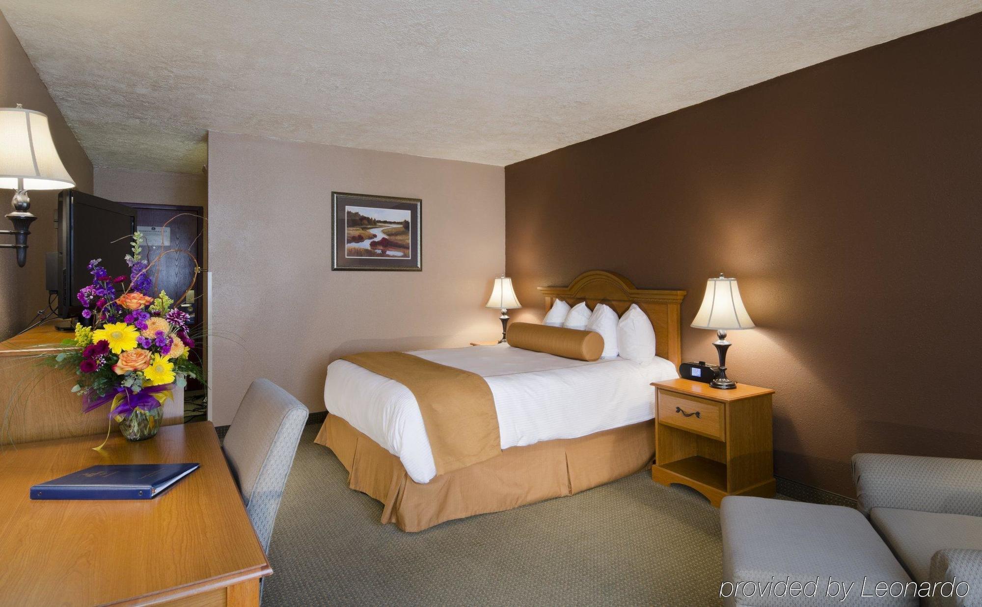 Best Western Plus Butte Plaza Inn Εξωτερικό φωτογραφία
